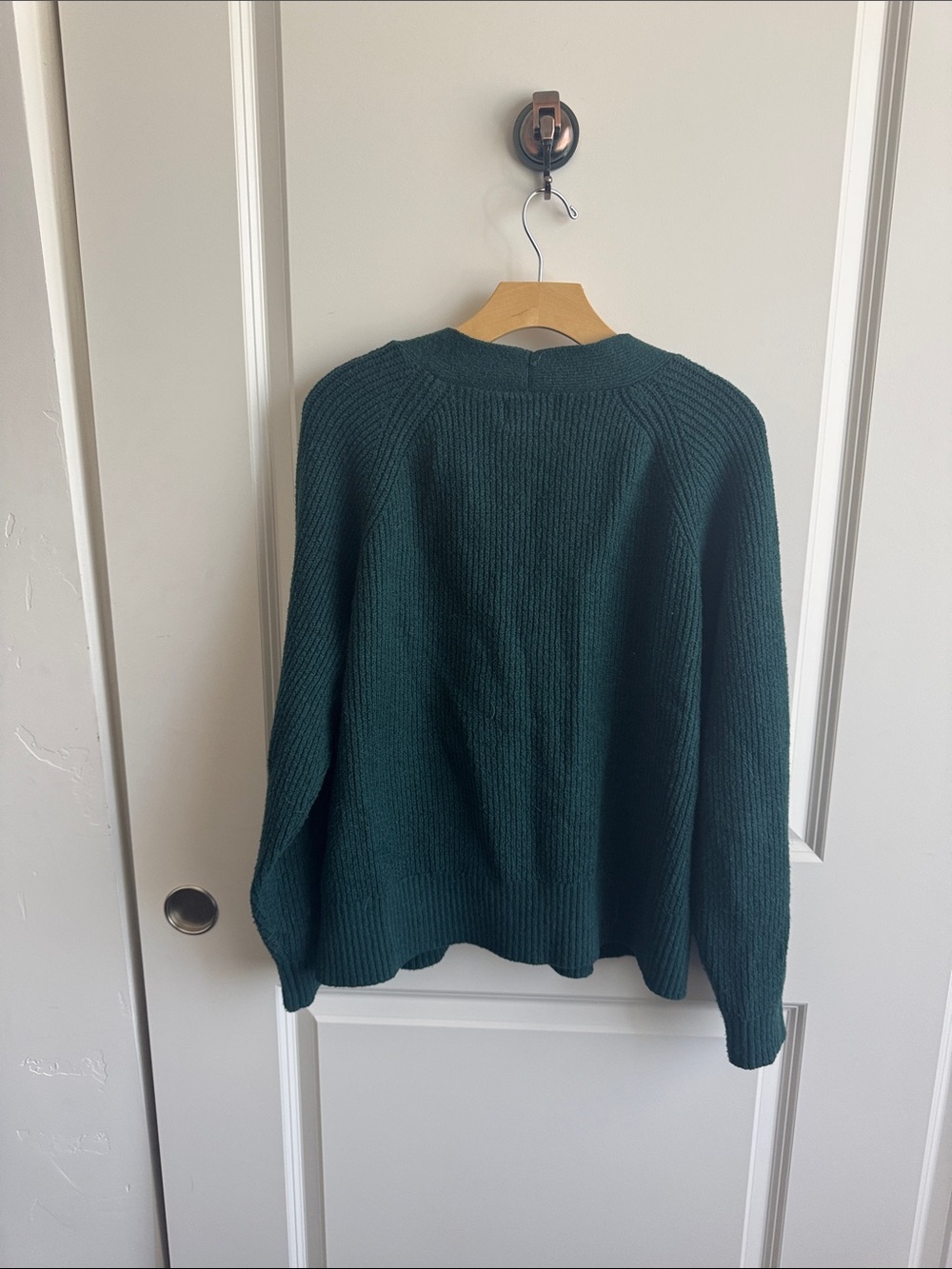 Old Navy Dark Green Button-Front Women's Cardigan Sweater - Picture 2 of 3
